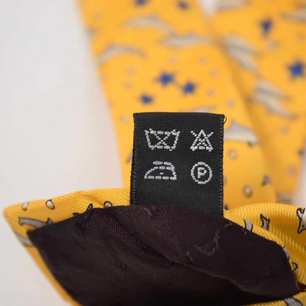 Lancel Paris Necktie Dolphin Starfish Silk Yellow Whimsy Marine Mammal Ocean Fun - Picture 9 of 13